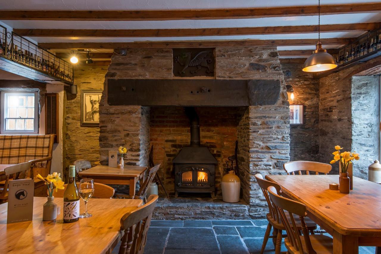 The Nags Head Inn Abercych ภายนอก รูปภาพ