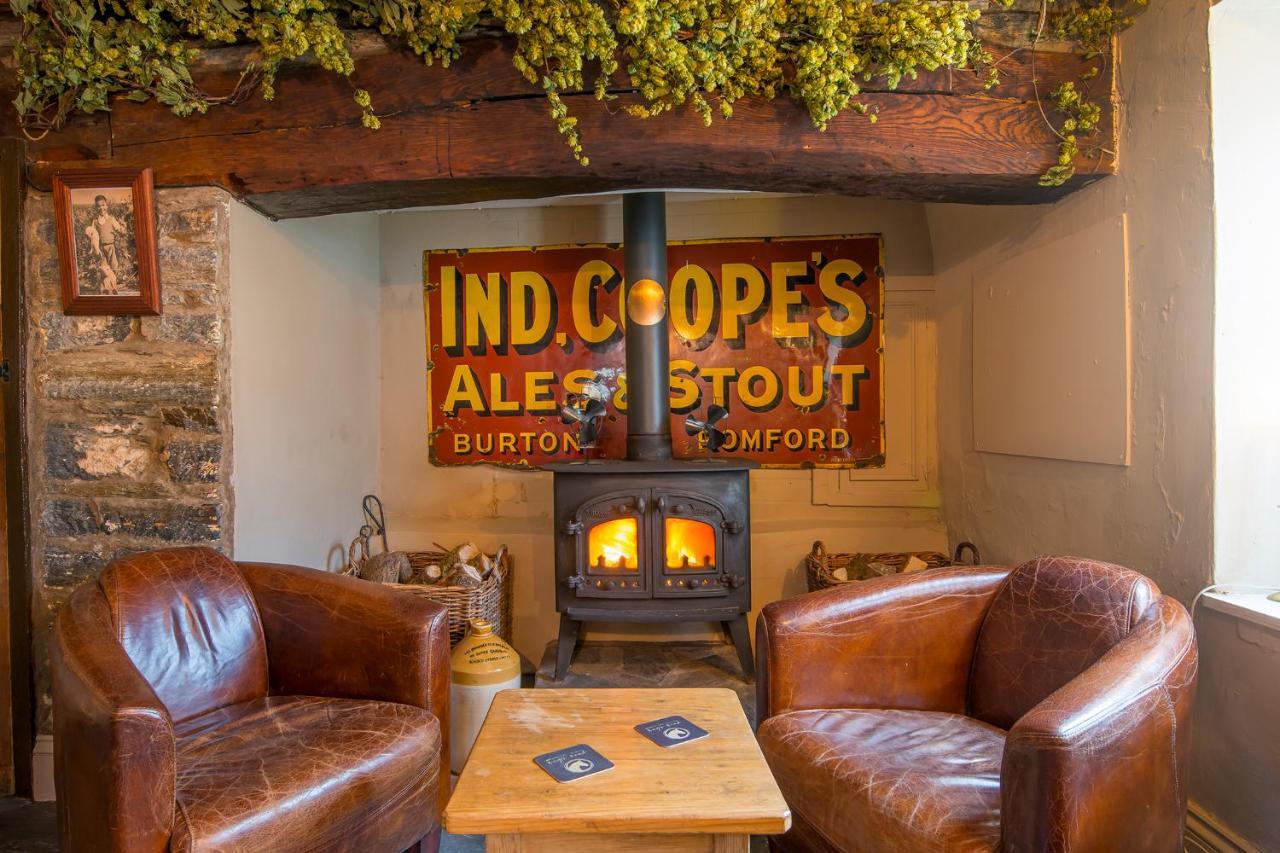 The Nags Head Inn Abercych ภายนอก รูปภาพ