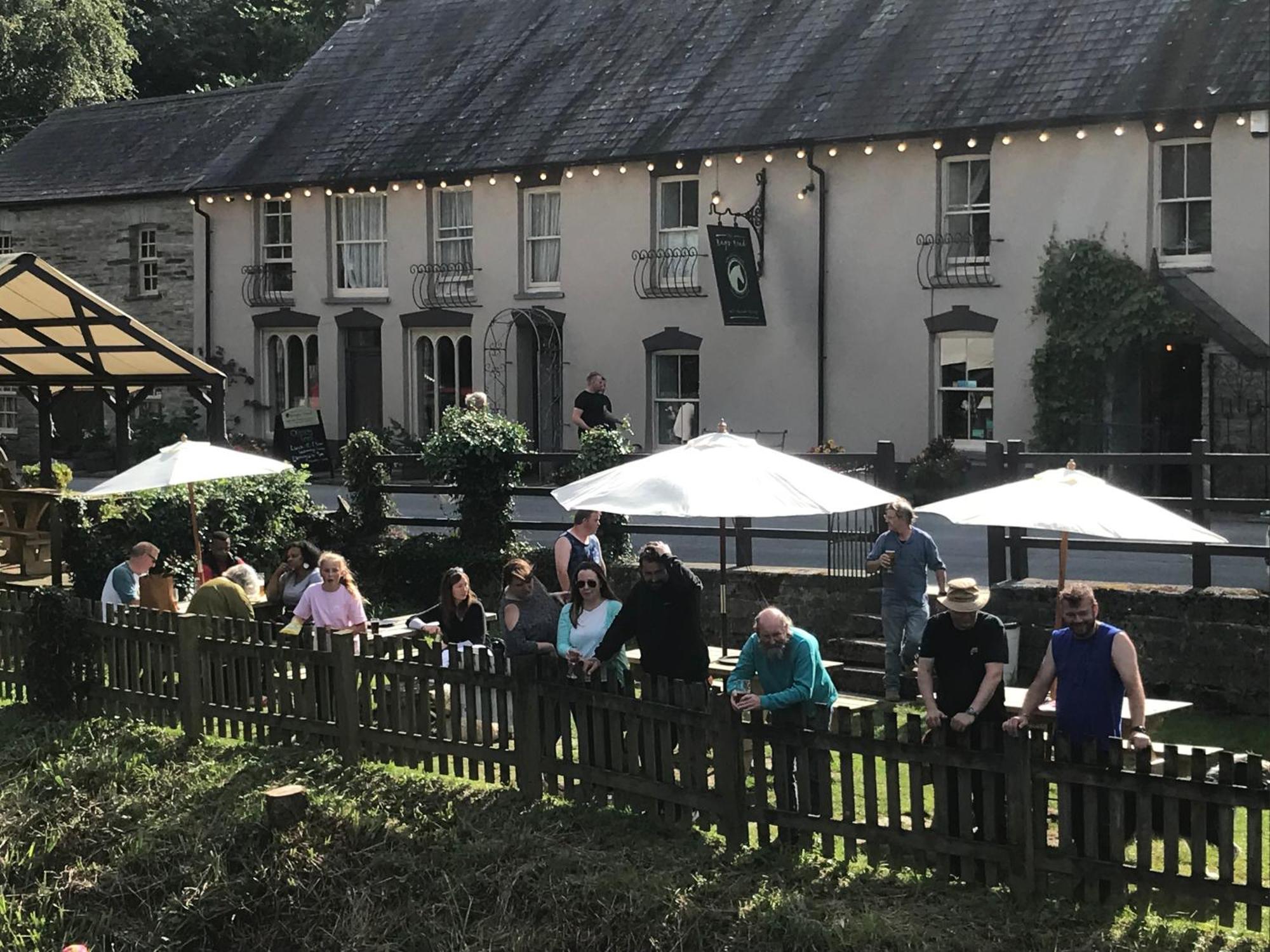 The Nags Head Inn Abercych ภายนอก รูปภาพ